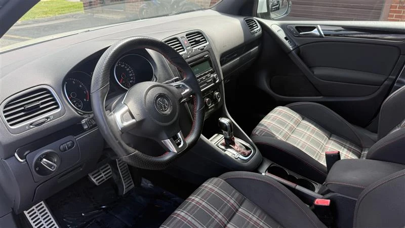 2013 Volkswagen GTI Mk6 - Image 28 of 31