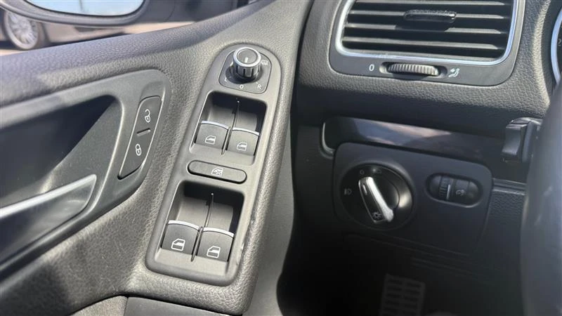 2013 Volkswagen GTI Mk6 - Image 30 of 31