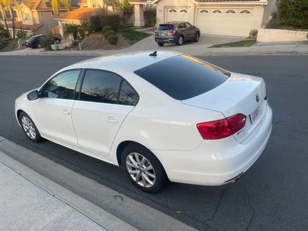 2013 Volkswagen A6 Jetta - Image 6 of 17