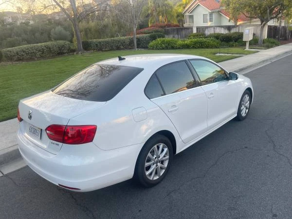 2013 Volkswagen A6 Jetta - Image 8 of 17