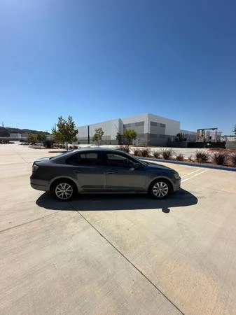 2013 Volkswagen A6 Jetta - Image 4 of 8