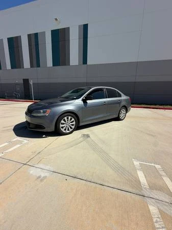 2013 Volkswagen A6 Jetta - Image 2 of 8