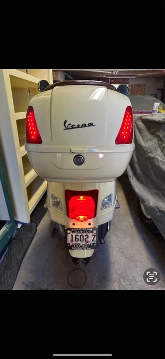 2013 Vespa Sei & PX & ET & LX & GT - Image 7 of 10
