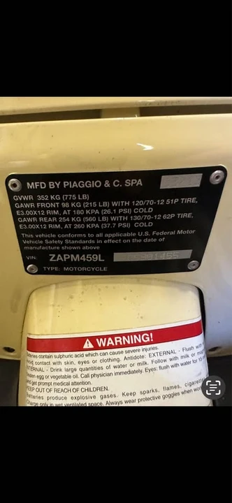 2013 Vespa Sei & PX & ET & LX & GT - Image 2 of 10