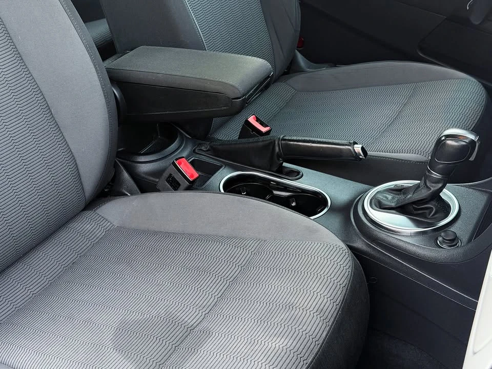2013 Volkswagen A5 Beetle - Image 9 of 9