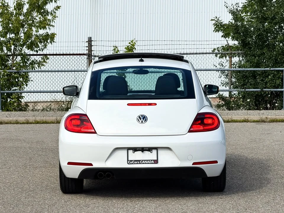 2013 Volkswagen A5 Beetle - Image 2 of 9