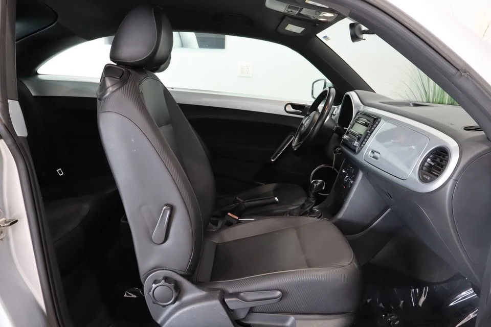 2013 Volkswagen A5 Beetle - Image 7 of 18