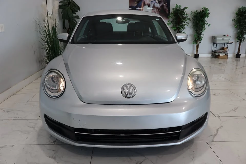 2013 Volkswagen A5 Beetle - Image 6 of 18
