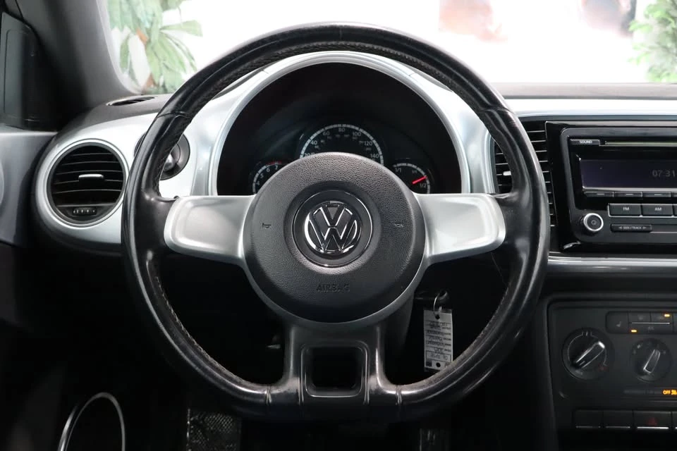 2013 Volkswagen A5 Beetle - Image 12 of 18
