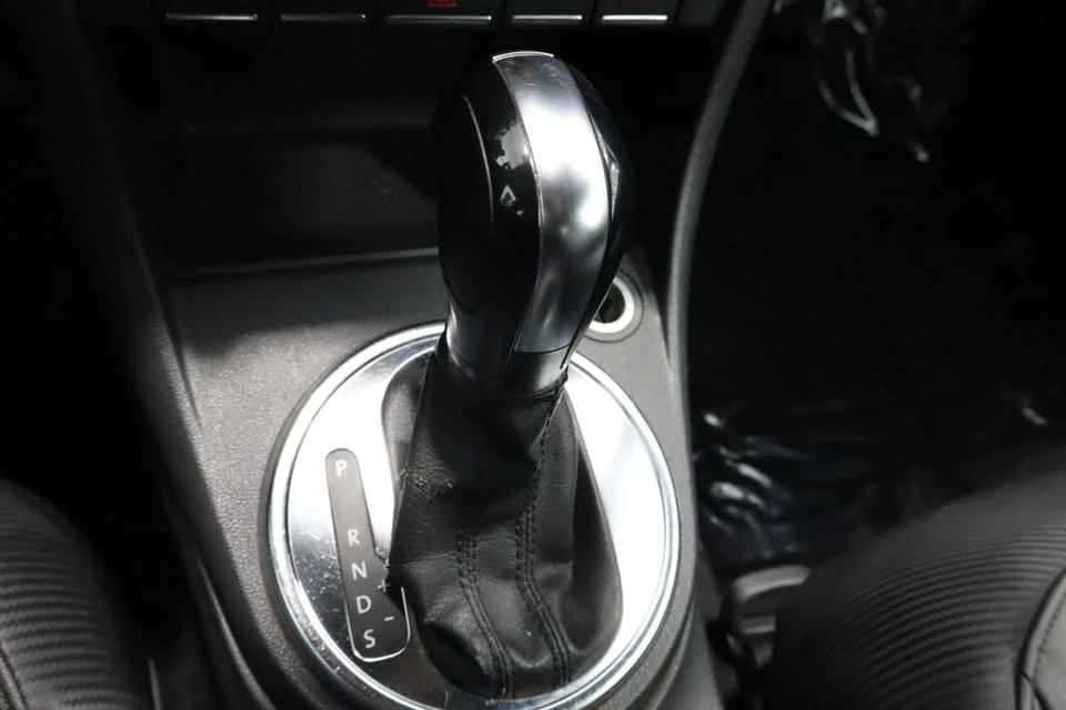 2013 Volkswagen A5 Beetle - Image 17 of 18