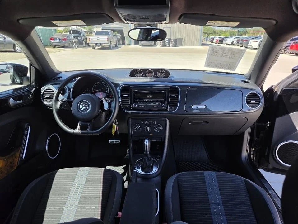 2013 Volkswagen A5 Beetle - Image 17 of 20