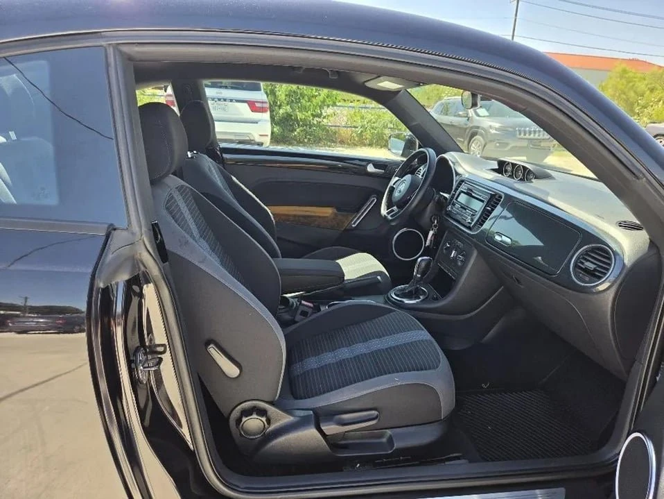 2013 Volkswagen A5 Beetle - Image 15 of 20