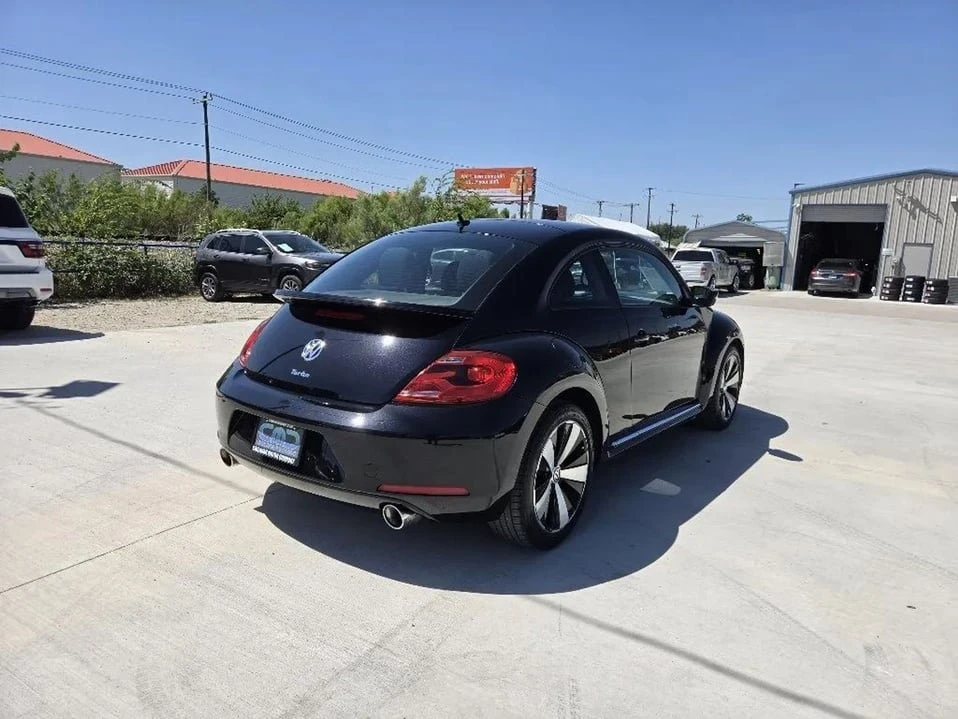 2013 Volkswagen A5 Beetle - Image 5 of 20