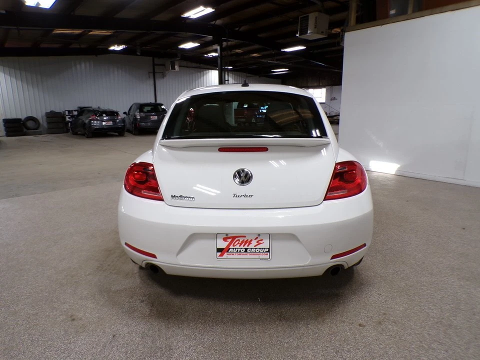 2013 Volkswagen A5 Beetle - Image 4 of 17