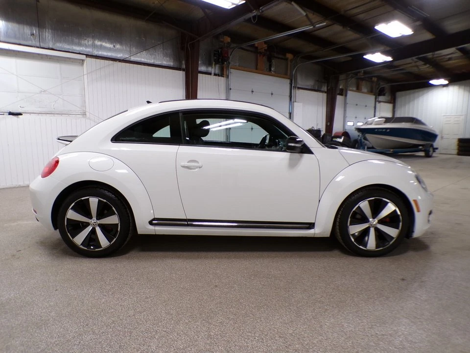 2013 Volkswagen A5 Beetle - Image 6 of 17