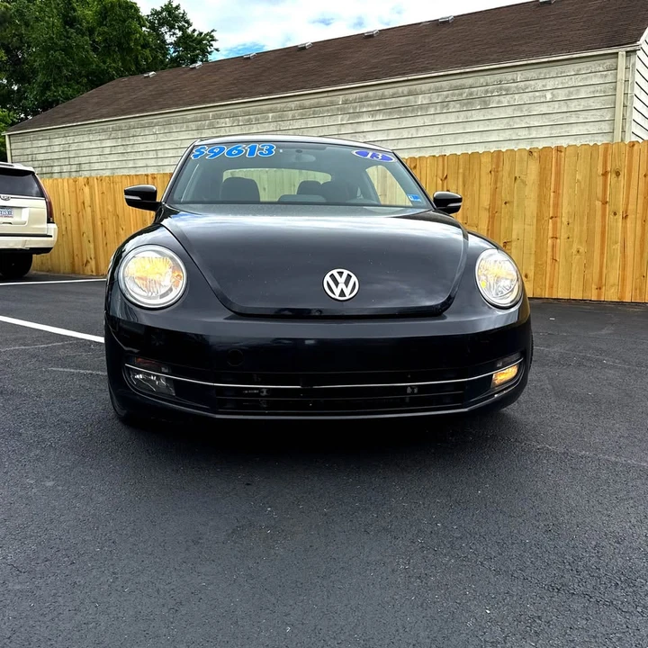 2013 Volkswagen A5 Beetle - Image 3 of 10