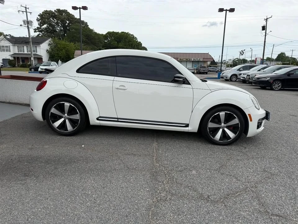 2013 Volkswagen A5 Beetle - Image 4 of 20