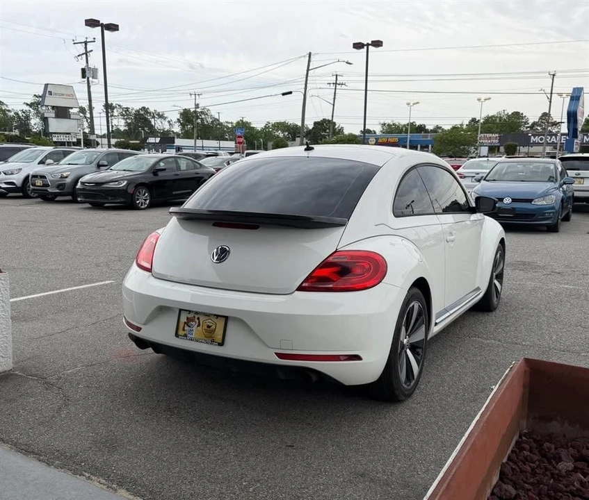 2013 Volkswagen A5 Beetle - Image 5 of 20