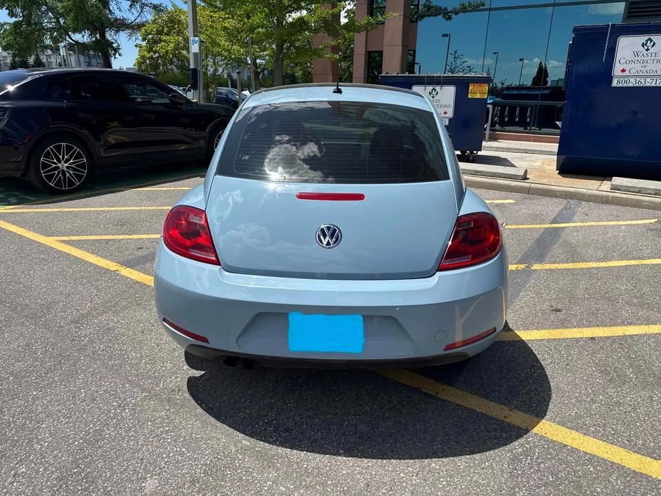 2013 Volkswagen A5 Beetle - Image 2 of 9