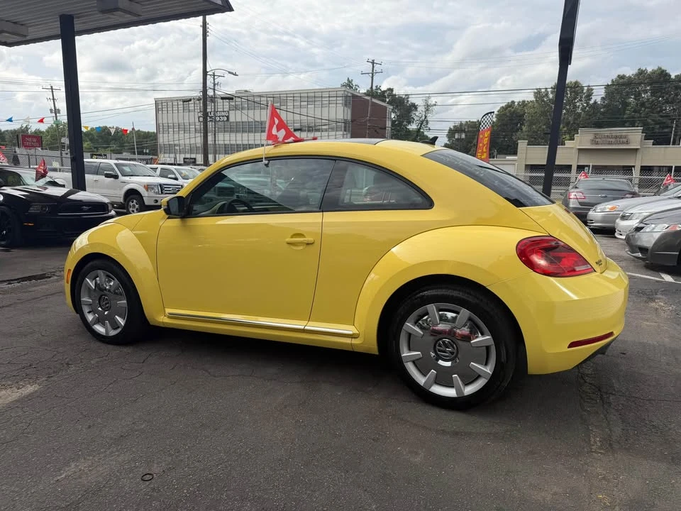 2013 Volkswagen A5 Beetle - Image 4 of 15
