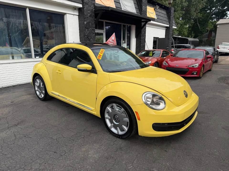 2013 Volkswagen A5 Beetle - Image 8 of 15