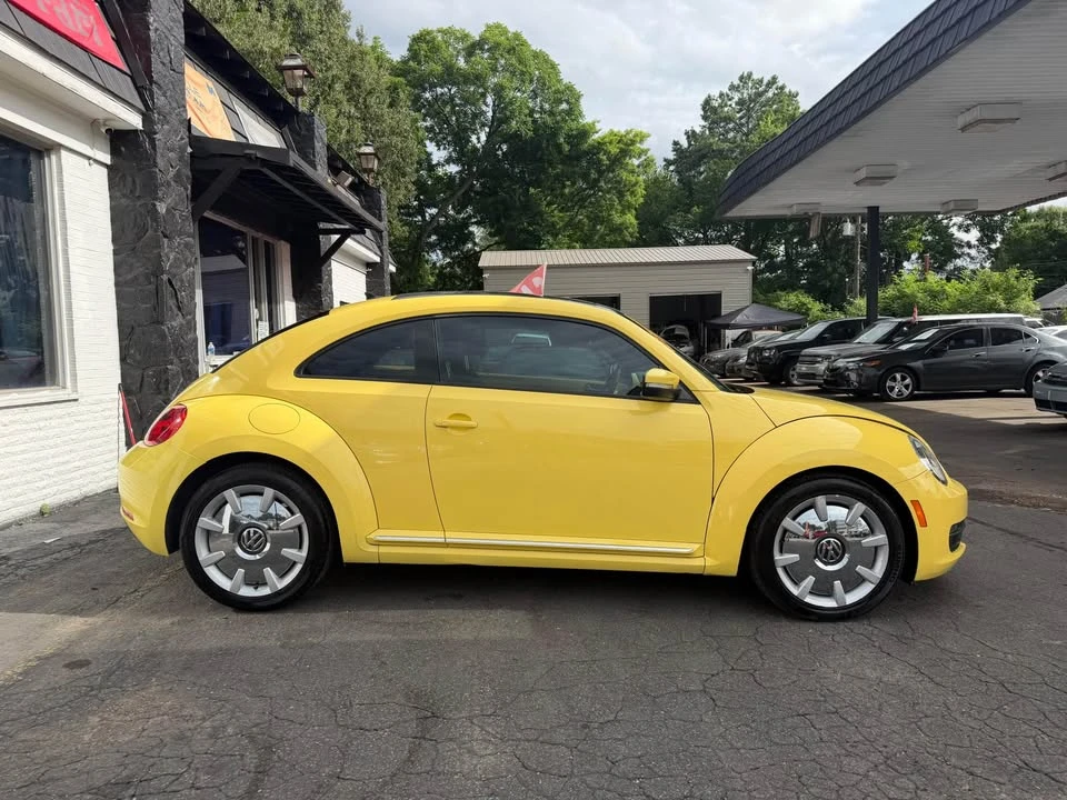 2013 Volkswagen A5 Beetle - Image 7 of 15