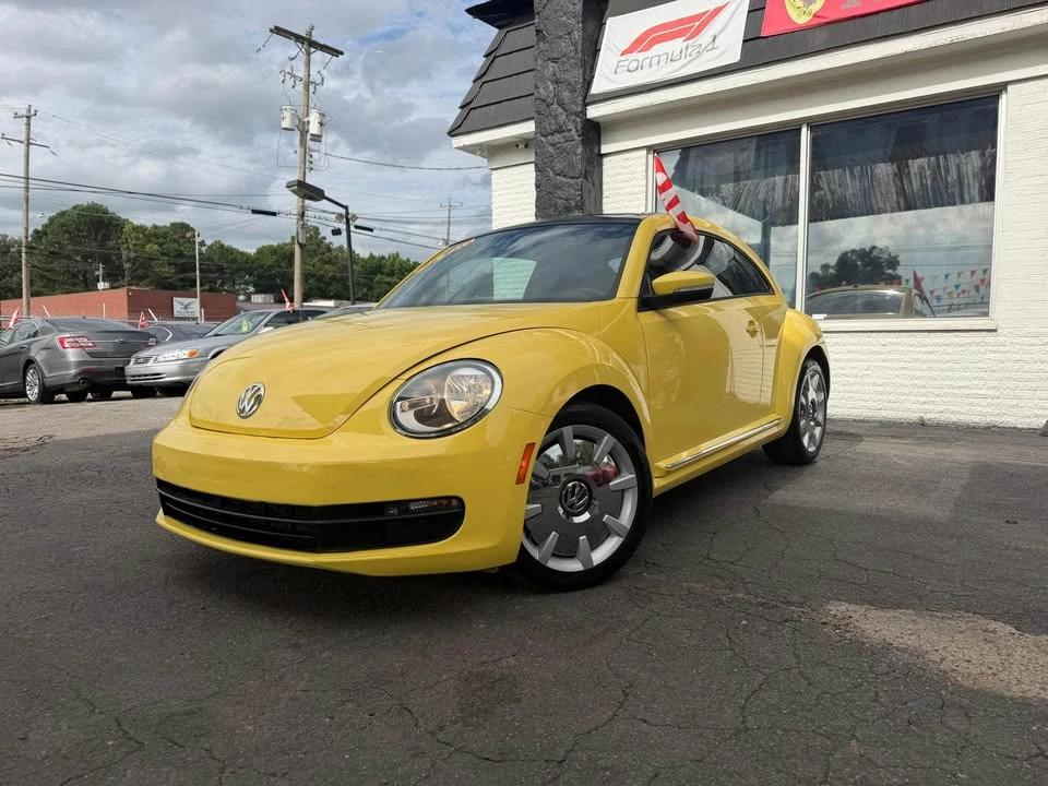2013 Volkswagen A5 Beetle - Image 2 of 15