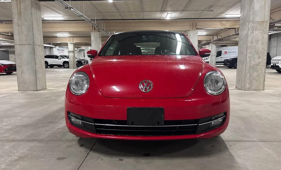2013 Volkswagen A5 Beetle - Image 2 of 10