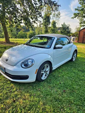 2013 Volkswagen Beetle 1.8T Classic Convertible 2D