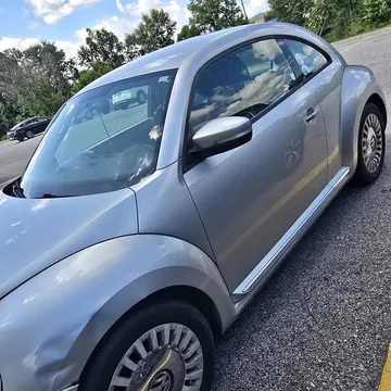 2013 Volkswagen Beetle 1.8T Classic Hatchback 2D