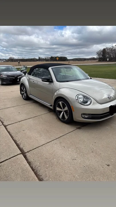 2013 Volkswagen A5 Beetle - Image 3 of 4