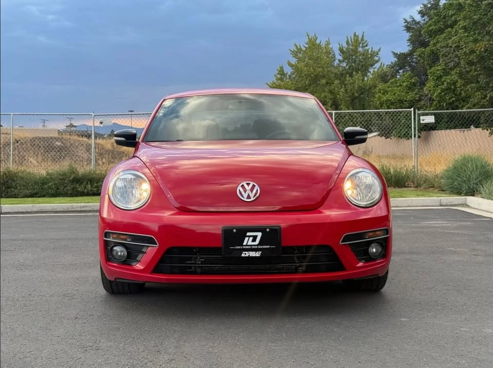 2013 Volkswagen A5 Beetle - Image 2 of 15