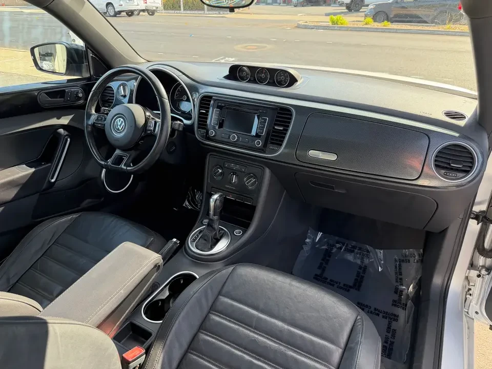 2013 Volkswagen A5 Beetle - Image 12 of 15