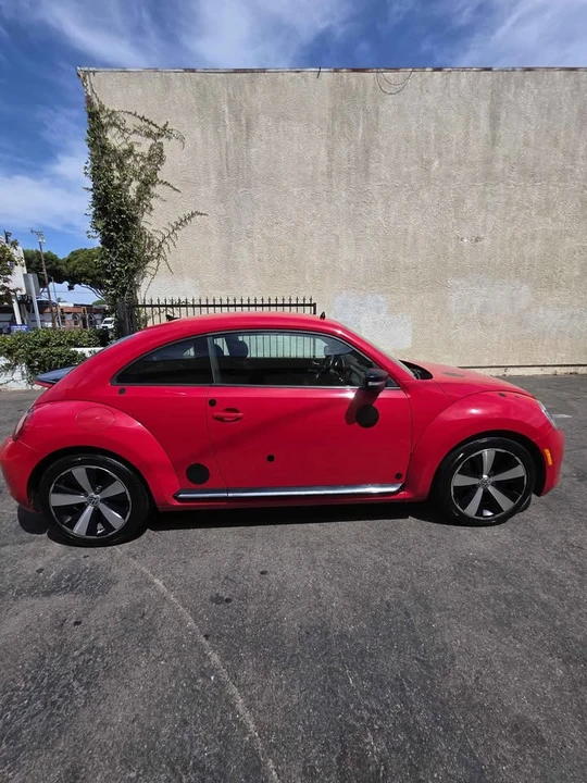 2013 Volkswagen A5 Beetle - Image 3 of 11