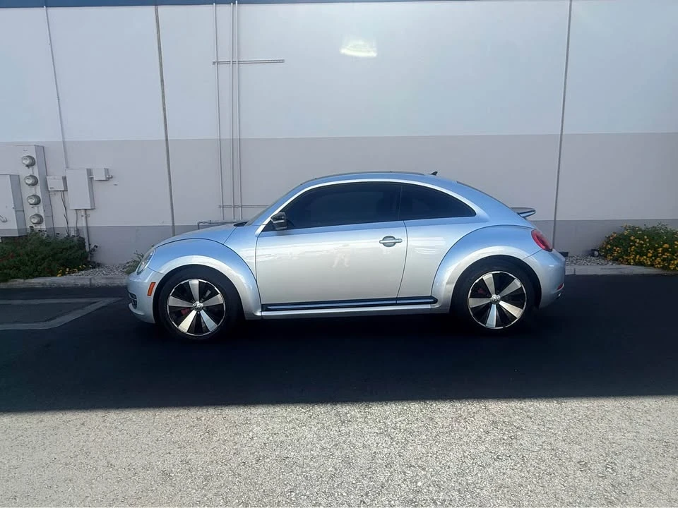 2013 Volkswagen A5 Beetle - Image 2 of 10