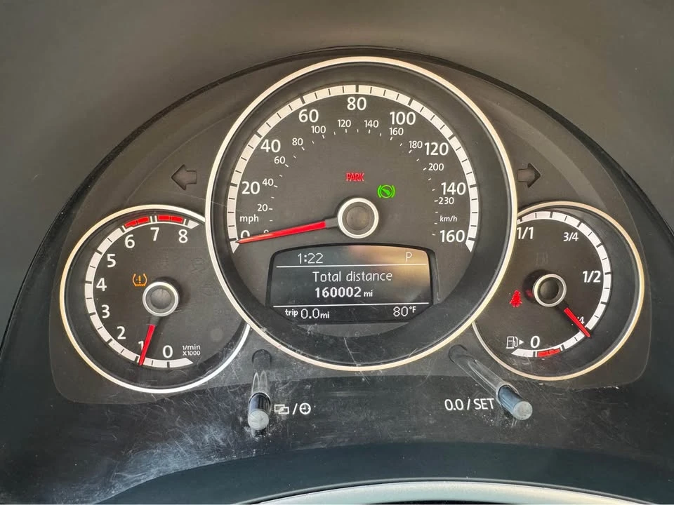 2013 Volkswagen A5 Beetle - Image 6 of 8
