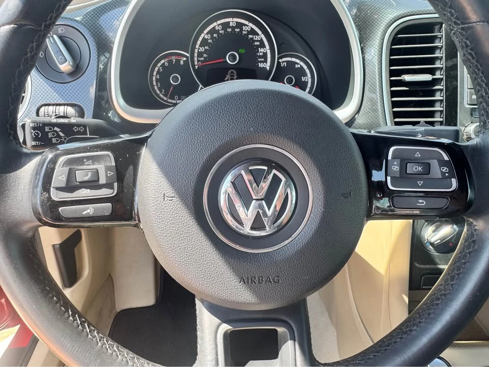 2013 Volkswagen A5 Beetle - Image 8 of 15