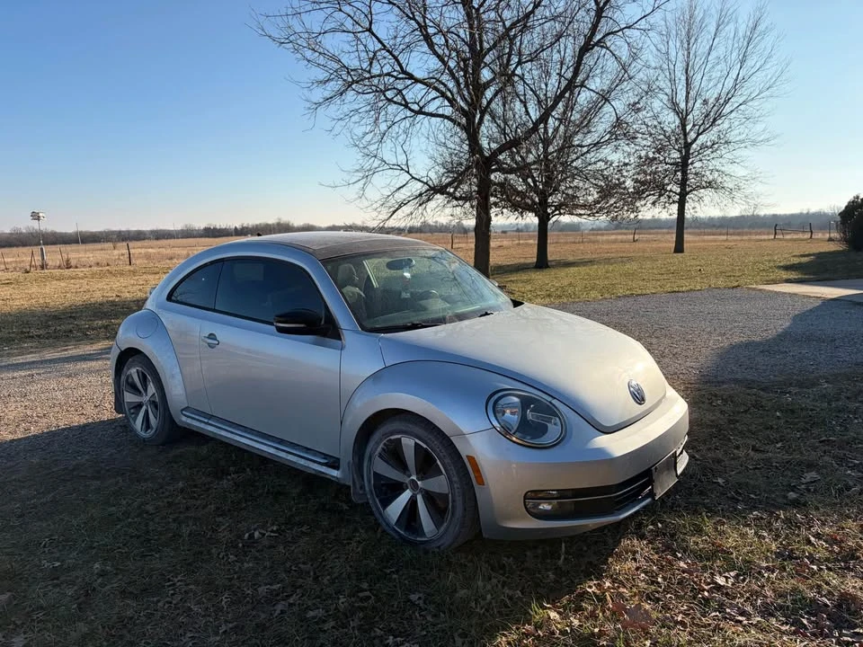 2013 Volkswagen A5 Beetle - Image 12 of 19