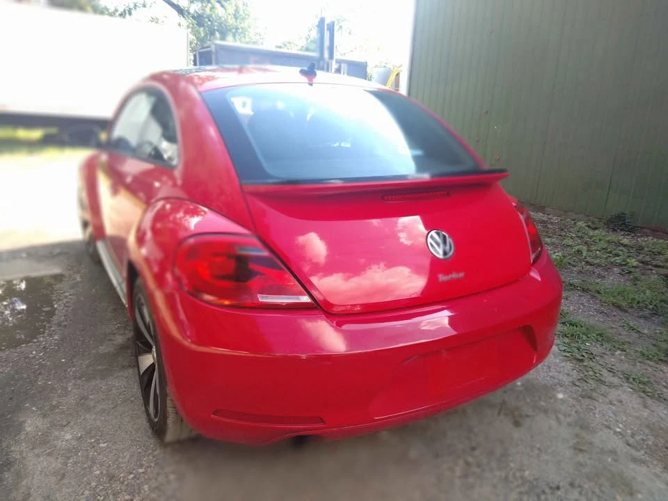 2013 Volkswagen A5 Beetle - Image 7 of 16