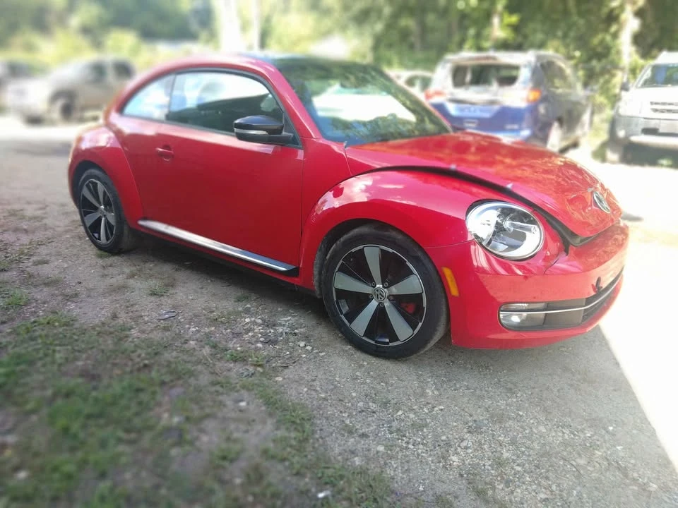 2013 Volkswagen A5 Beetle - Image 3 of 16