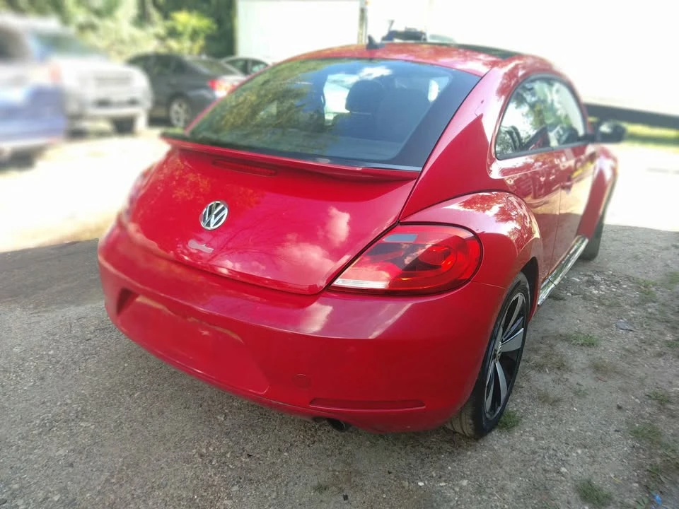 2013 Volkswagen A5 Beetle - Image 6 of 16