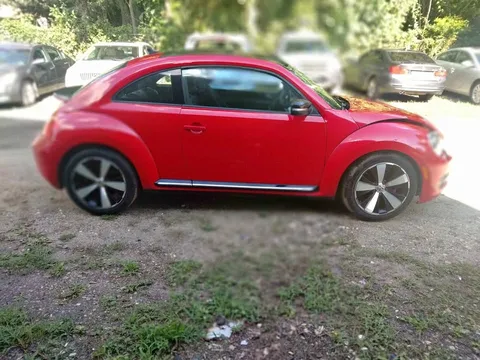 2013 Volkswagen Beetle 2.0T S Hatchback 2D