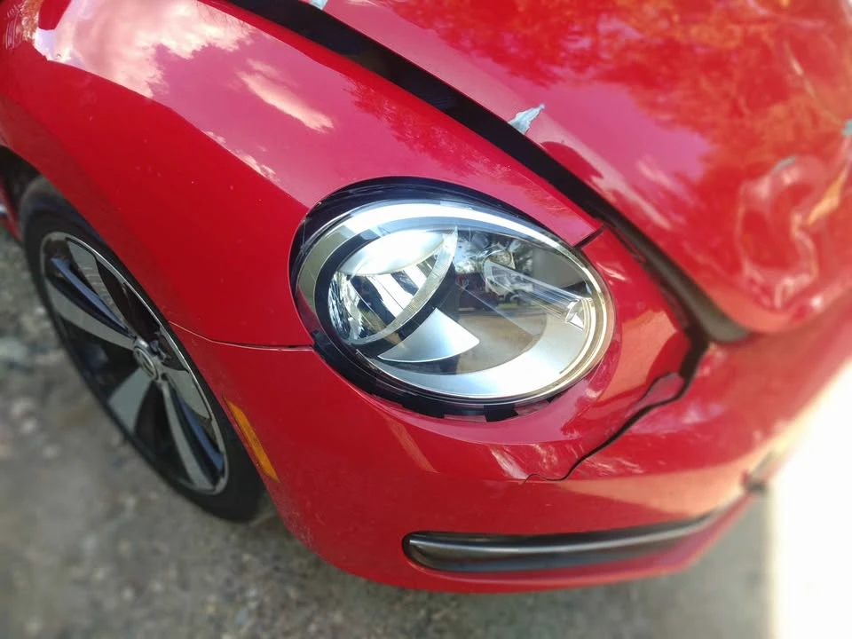2013 Volkswagen A5 Beetle - Image 8 of 16