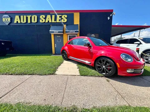 2013 Volkswagen Beetle 2.0T S Hatchback 2D