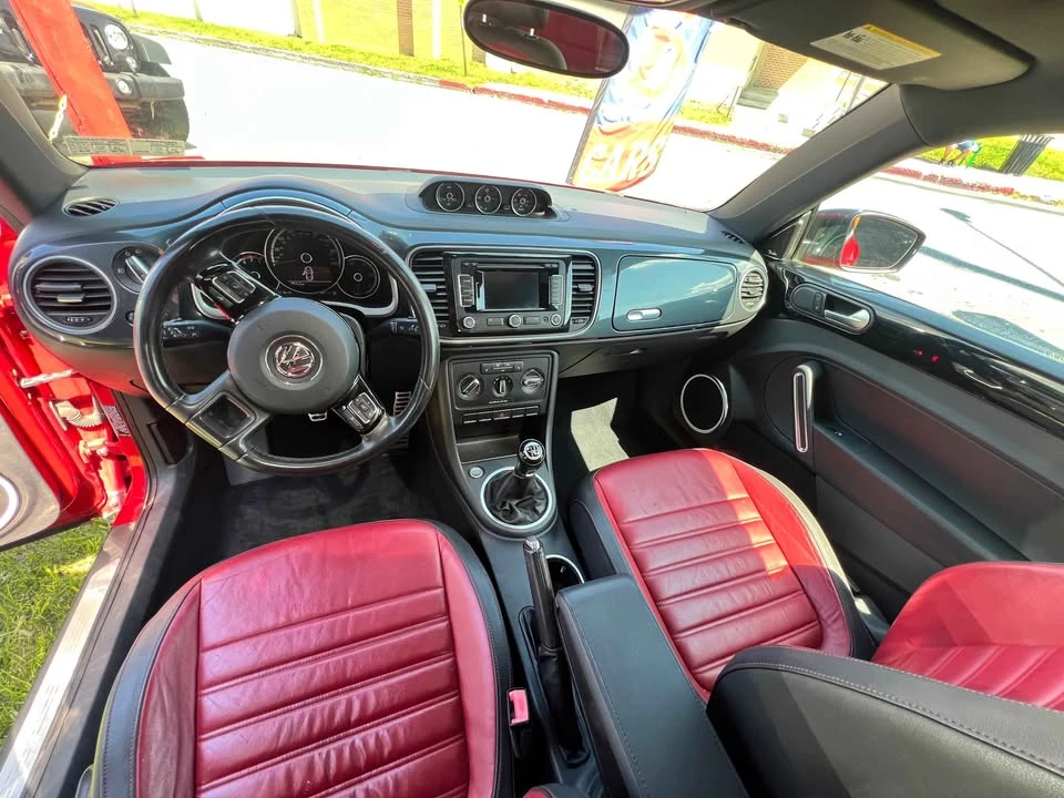 2013 Volkswagen A5 Beetle - Image 8 of 10