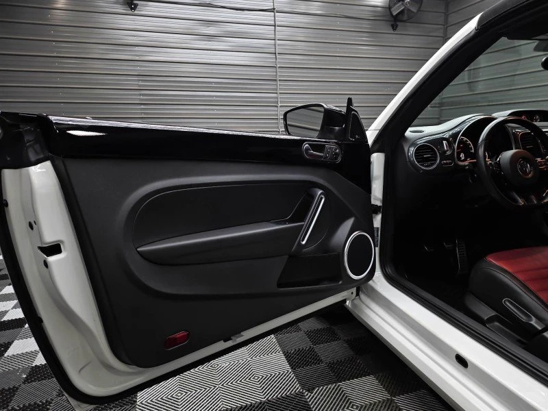 2013 Volkswagen A5 Beetle - Image 19 of 20