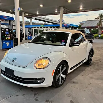 2013 Volkswagen Beetle 2.0T Turbo Convertible 2D
