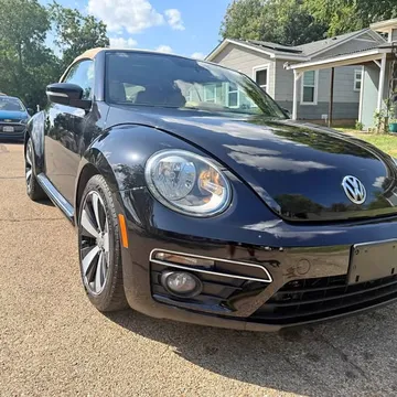2013 Volkswagen Beetle 2.0T Turbo Convertible