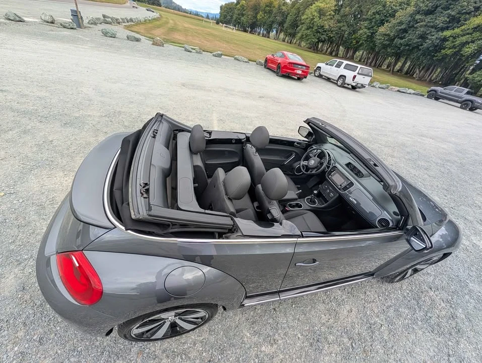2013 Volkswagen A5 Beetle - Image 5 of 13