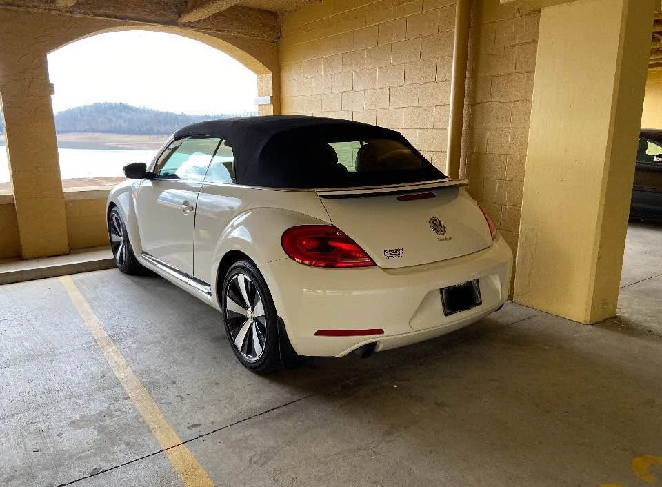2013 Volkswagen A5 Beetle - Image 2 of 4